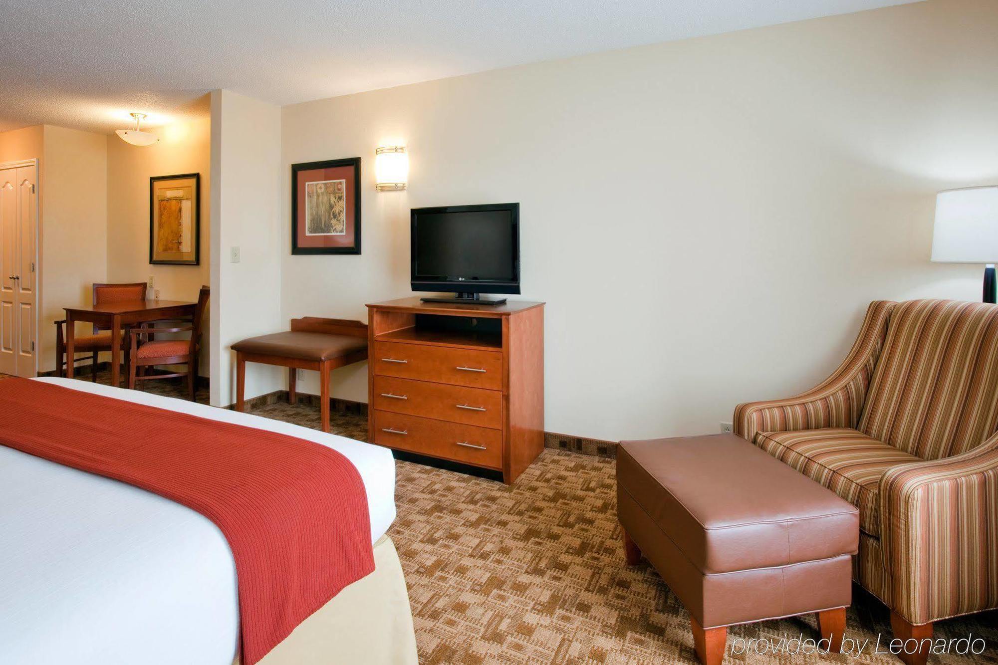 Holiday Inn Express Phenix City-Fort Benning By Ihg Exterior photo